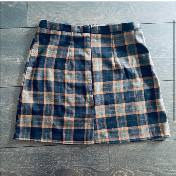Plaid Checkered Short School Uniform Inspired Skirt - Picture 2 of 6